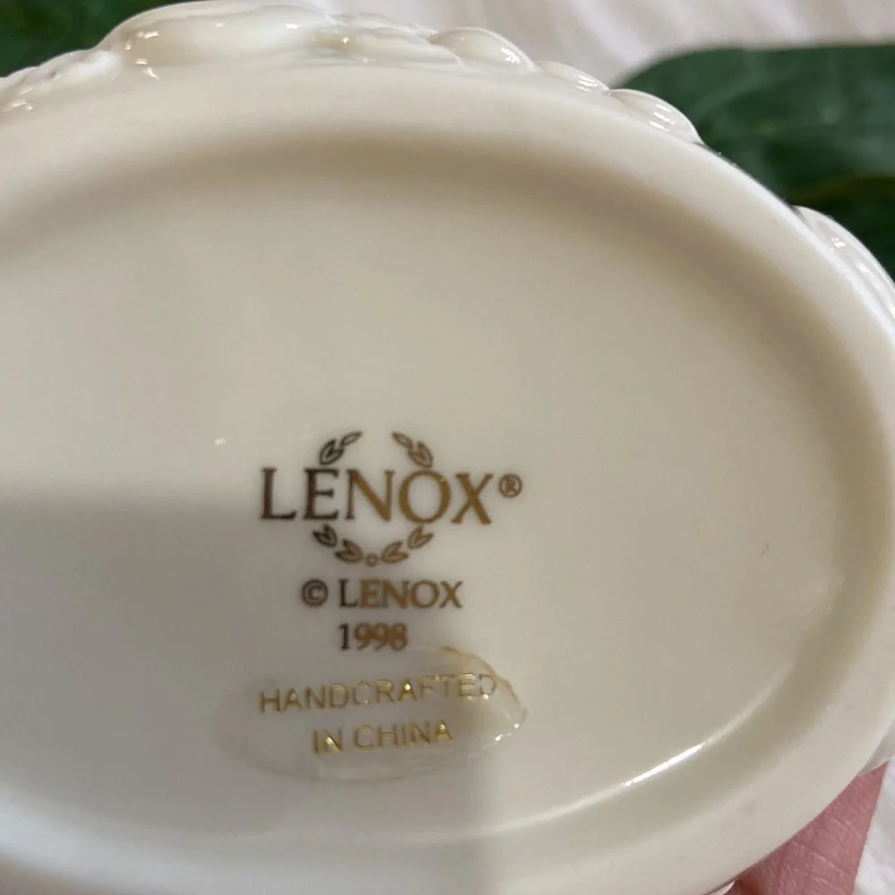 Vintage 1998 Lenox Fruits Of Life Handcrafted Porcelain Ceramic Trinket Box